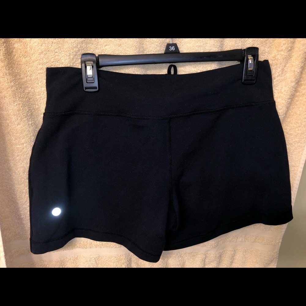LuLu Lemon shorts black